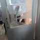 Фото читателя. В поликлинике Кара-Балты пациентка разбила стекло в двери кабинета врача