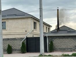 Жители &laquo;Ак‑Орго&raquo; жалуются на&nbsp;дым и&nbsp;загрязнение воздуха от&nbsp;частной медресе
