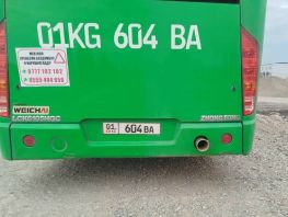 &laquo;Высаживают и&nbsp;уезжают&raquo;: жители Степного пожаловались на&nbsp;работу автобусов 