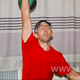 Фото ИА «24.kg». Вице-чемпион мира Александр Сапожников тягает гирю весом 24 килограмма