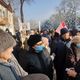 Фото 24.kg. Около Верховного суда собрались сторонники Атамбаева