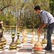Фото ИА «24.kg». В Бишкеке появилась большая шахматная доска, 2 мая 2017 года 