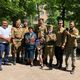 Фото Тынчтыка Алтымышева. Активисты поздравили ветеранов с Днем Победы