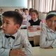 Фото ИА «24.kg». Ученики начальных классов. Школа №62, город Бишкек