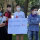 Фото 24.kg. В Бишкеке проходит митинг против закона о манипулировании информацией