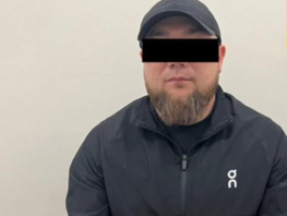 Кыргызстанда жасалма документ менен жүргөн чет элдик жаран кармалды
