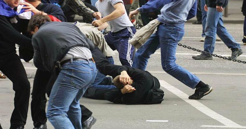 Драки на&nbsp;дороге&nbsp;&mdash; под запретом: штраф и&nbsp;лишение прав для водителей
