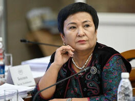 Камила Талиева: &laquo;Эки мамлекеттик кызматкерди, эки досту ушакчылар бөлүп, жарды&raquo;
