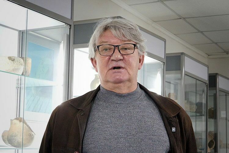 Үй-бүлөнүн жеке архивинен алынды. 