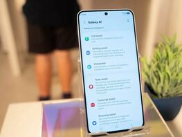 Samsung сделала базовые функции&nbsp;ИИ в&nbsp;своих смартфонах бесплатными

