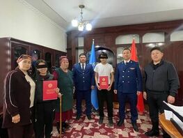 Кыргызстандын прокуратурасы 10&nbsp;жетим баланын укуктарын коргоду
