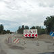 Фото ИА «24.kg». Трассу в селе Петровка Московского района ремонтируют с прошлого года, но новым асфальтом и не пахнет
