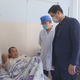 Фото кабмина. Премьер-министр Улукбек Марипов навестил граждан, получивших ранения в ходе событий в Баткенской области