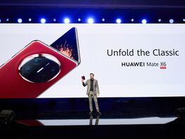 Huawei представила в&nbsp;Дубае новый смартфон и&nbsp;другие флагманские устройства
