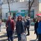 Фото читателя 24.kg. В 6-м микрорайоне Бишкека прошел митинг торговцев против сноса их магазинов