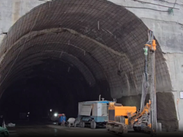 Көпүрө, жолдор жана туннель: Камбарата-1&nbsp;ГЭСинин курулушу кандай жүрүүдө?
