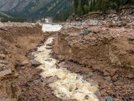 Штормовое предупреждение: в&nbsp;Кыргызстане ожидаются сели и&nbsp;подъем воды в&nbsp;реках
