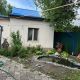 Фото жительницы села Садовое. Семья постоянно ухаживает за своим участком, которого скоро может лишиться