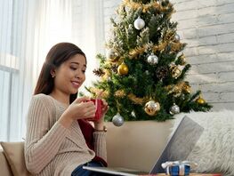 Фильмы для новогоднего настроения: что посмотреть уютным зимним вечером
