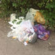 Фото ИА «24.kg». Жители 101-го дома раскидывают мусор по всем подъездам соседних многоэтажек