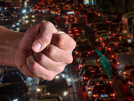 Драки на&nbsp;дороге под запретом: штраф и&nbsp;лишение прав для водителей
