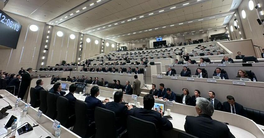 Торага ЖК&nbsp;озвучил, какую зарплату получают депутаты
