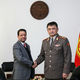Фото из интернета. Посол Индии в Кыргызстане и министр обороны КР Таалайбек Омуралиев