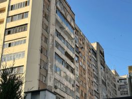 В&nbsp;Бишкеке появились &laquo;потемкинские дома&raquo; мэра города Айбека Джунушалиева
