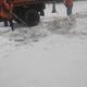 Фото пресс-службы мэрии Бишкека. «Тазалык» продолжает очищать улицы от снега и наледи