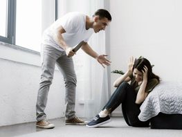 Семейное насилие. Кто защитит женщин от&nbsp;абьюзеров?
