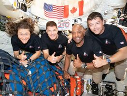 Полет к&nbsp;Луне. Астронавты миссии Artemis II&nbsp;вернулись на&nbsp;Землю 