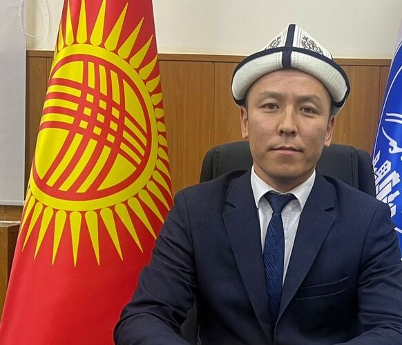 мэрии города Раззакова