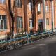 Фото читателя 24.kg. Опасное ограждение