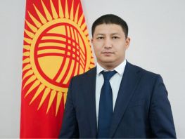 Мэр Бишкека пригрозил увольнением подчиненному прямо во&nbsp;время встречи с&nbsp;жителями
