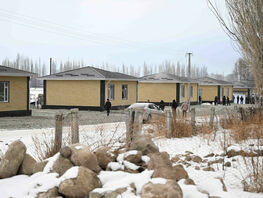 Cabinet Chairman presents keys to houses to affected by mudflows in Issyk-Kul