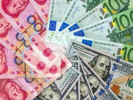 Рубль обновил максимум года, юань ставит новый рекорд. Курс валют на&nbsp;26&nbsp;февраля
