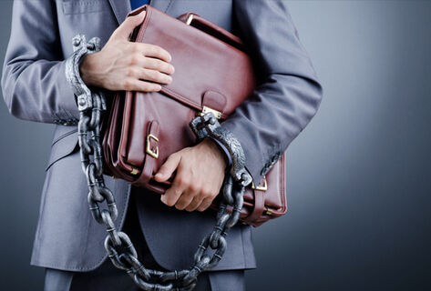 ГКНБ пресек крупную схему: 32&nbsp;здания больниц незаконно продали
