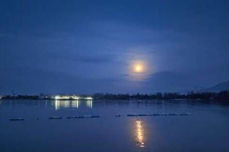 Утро на&nbsp;Иссык-Куле и&nbsp;весенний Бишкек. Фото и&nbsp;видео читателей 24.kg
