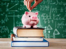 Взносы в&nbsp;школы станут обязательными. Какая сумма может быть оптимальной? Опрос
