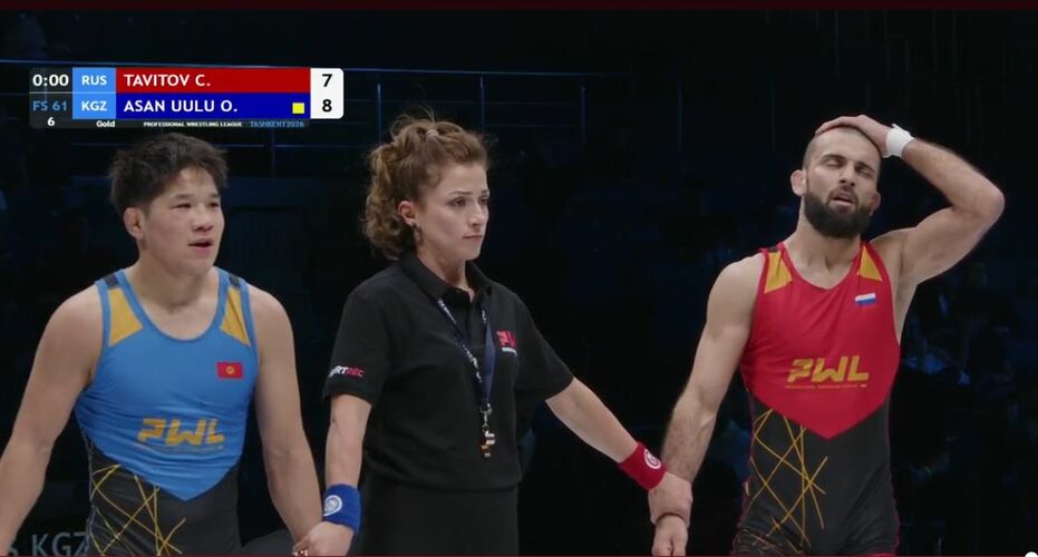 с прямого эфира