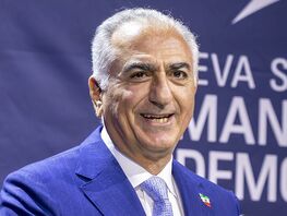 Атака на&nbsp;Иран. Наследник шаха Пехлеви призвал военных перейти на&nbsp;сторону народа
