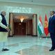 Фото Султана Досалиева. Приветствие в Бишкеке премьер-министра Индии Нарендры Моди 