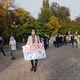 Фото 24.kg. В Бишкеке прошел мирный марш в память о погибшем во время беспорядков парне