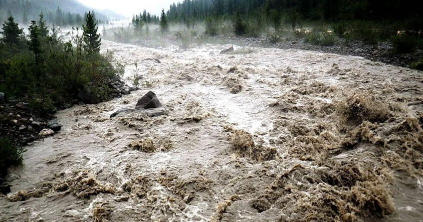 Милиция предупредила о&nbsp;селях и&nbsp;подъеме воды в&nbsp;Чуйской области
