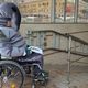 Фото 24.kg. Подъемники для людей с инвалидностью в подземном переходе не работают