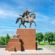 Фото пресс-службы президента КР. Памятник Манасу в Астане