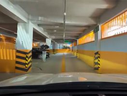 Хотели как лучше, не&nbsp;вышло. Парковка мэрии на&nbsp;Орто-Сайском рынке стала квестом
