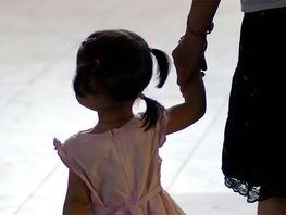 Как усыновить ребенка в&nbsp;Кыргызстане. Ответы на&nbsp;семь главных вопросов
