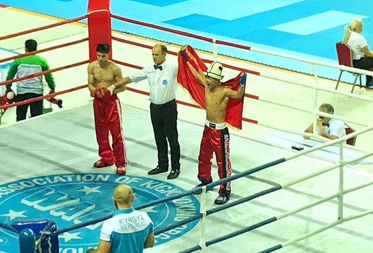 Фото @avazbek_amanbekov. Авазбек Аманбеков (справа) на чемпионате мира в Турции