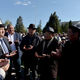 Фото пресс-службы кабмина. Акылбек Жапаров на встрече с жителям города Раззаков